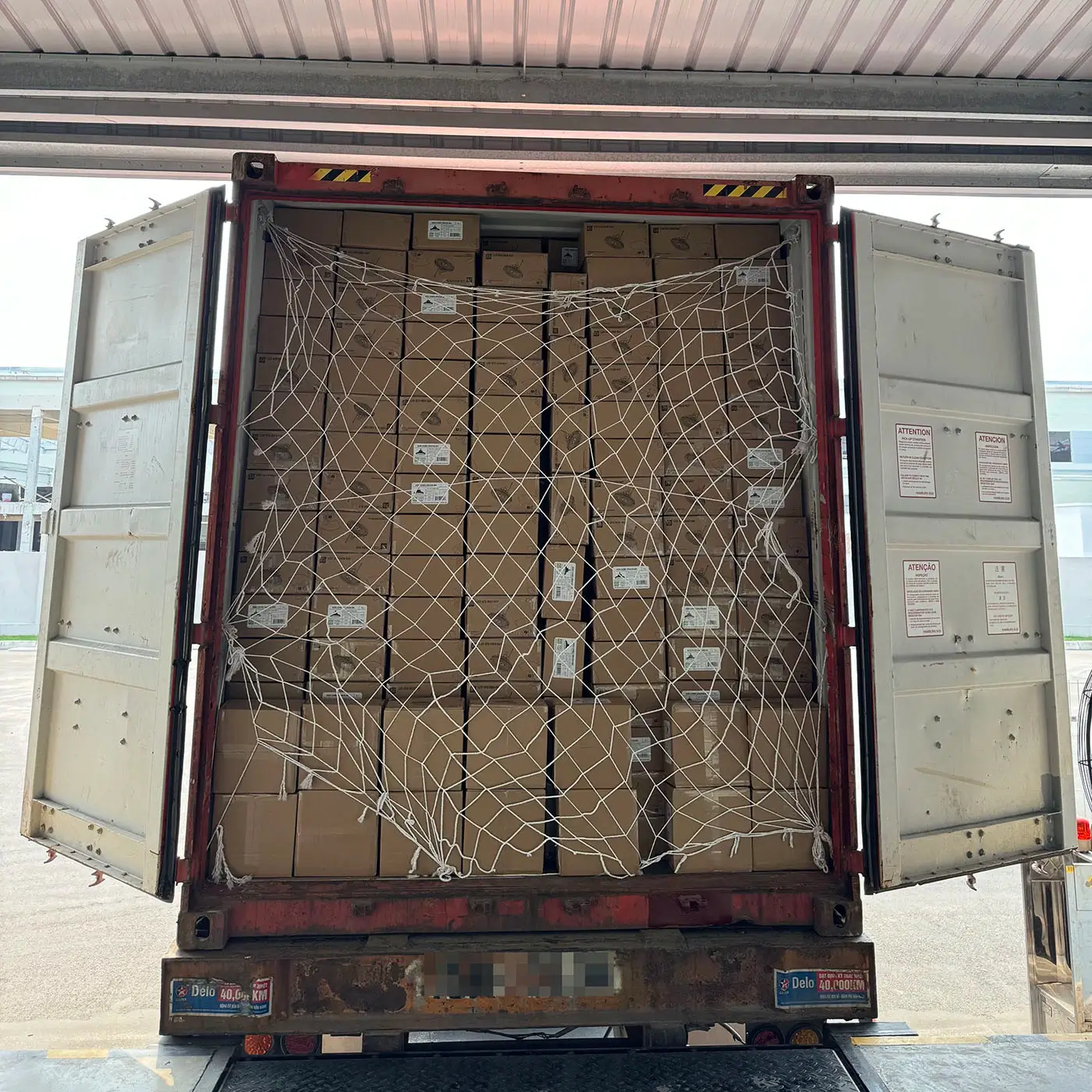 Lights Shipment of Huadian Lighting Vietnam Factory